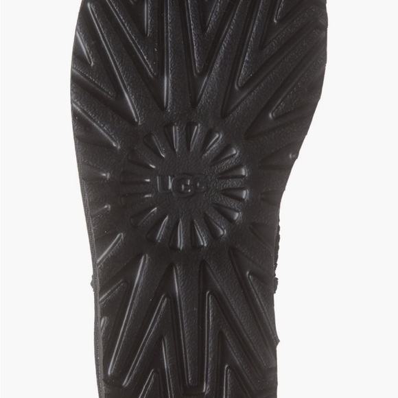 UGG Ultra Mini NWOT Size 11 - Picture 6 of 10